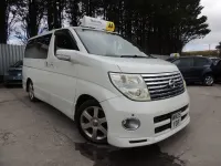 Used Nissan Elgrand 2005 White MPV