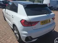 Używany Audi A1 Competition 2020 Biały SUV