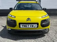Used Citroën C4 Cactus Feel 110 HP (80 kW) 2017 Yellow Hatchback