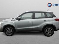 Käytetty Suzuki Vitara SZ4 129 HP (94 kW) 2021 Harmaa Katumaasturi