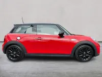 Gebraucht Mini Cooper S Classic 192 PS (141 kW) 2019 Rot Kleinwagen