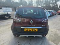 Used Renault Scénic III Bose Edition 110 HP (80 kW) 2013 Red MPV