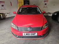 Used VW Passat Sportline 105 HP (77 kW) 2011 Red Estate