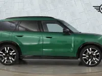 Używany Mini Countryman 168 KM (123 kW) 2025 Zielony SUV