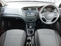 Used Hyundai i20 SE 84 HP (61 kW) 2019 Blue Hatchback