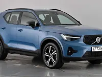 Używany Volvo XC40 Plus 2023 Niebieski SUV