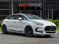 Used Citroën DS5 180 HP (132 kW) 2015 White Hatchback
