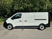 Used Vauxhall Vivaro 120 HP (88 kW) 2019 White MPV