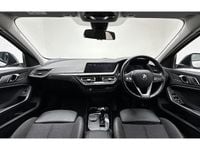 Used BMW 118 Sport Line 2022 Alpine white Hatchback