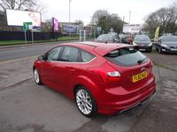 Used Ford Focus Zetec 2012 Red Hatchback