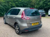 Used Renault Scénic III Dynamique 2011 Beige MPV