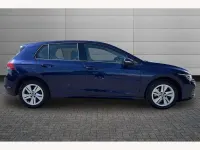 Used VW Golf VII Life 150 HP (110 kW) 2021 Blue Hatchback