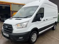 Usado Ford Transit Trend 130 CV (95 kW) 2021 Blanco Van