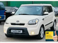 Used Kia Soul 126 HP (92 kW) 2009 Cream SUV