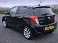 Second-hand Vauxhall Viva 75 CP (55 kW) 2017 Negru Hatchback