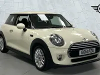 Usado Mini Cooper Hatch 134 HP (98 kW) 2014 Branco Citadino