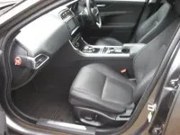 Gebraucht Jaguar XE Portfolio 180 PS (132 kW) 2019 Grau Limousine