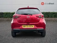 Używany Mazda 2 Inclusive 2020 Czerwony Hatchback