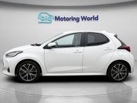 Used Toyota Yaris Hybrid 114 HP (83 kW) 2023 White Hatchback
