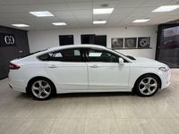 Usado Ford Mondeo Titanium 240 HP (176 kW) 2017 Branco Citadino