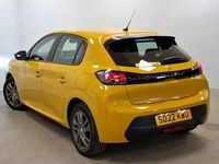 Used Peugeot 208 Active Premium 75 HP (55 kW) 2022 Yellow Hatchback