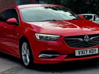 Used Vauxhall Insignia SRi 2017 Red Hatchback