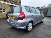 Second-hand Honda Jazz SE 82 CP (60 kW) 2007 Argintiu Hatchback