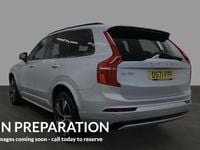 Usado Volvo XC90 R-Design 455 HP (334 kW) 2021 Prateado SUV