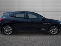 Used Ford Focus ST-Line 123 HP (90 kW) 2025 Black Hatchback