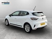 Used Renault Clio V Evolution 90 HP (66 kW) 2025 White Hatchback