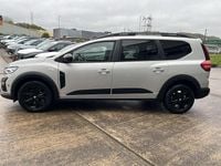 Used Dacia Jogger Extreme 108 HP (79 kW) 2022 Grey MPV