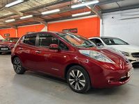 Begagnad Nissan Leaf Tekna 80 kW (109 HK) 2017 Röd Halvkombi