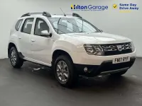 Used Dacia Duster Lauréate 125 HP (91 kW) 2017 White SUV
