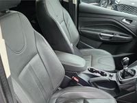Usado Ford Kuga Titanium X 163 HP (119 kW) 2013 Preto SUV