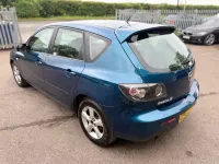 Begagnad Mazda 3 2007 Blå Halvkombi