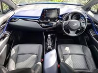 Second-hand Toyota C-HR 122 CP (89 kW) 2020 Albastru SUV