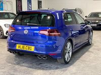 Begagnad VW Golf VII R 2016 Blå Halvkombi