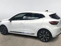 Used Renault Clio V Techno 145 HP (106 kW) 2023 White Hatchback