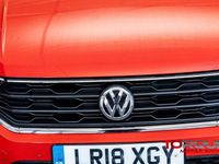 Used VW T-Roc SE 150 HP (110 kW) 2018 Red SUV
