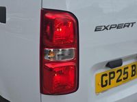 Used Peugeot Expert 143 HP (105 kW) 2025 White Van