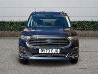 Usado Ford Tourneo Titanium 2023 Azul Familiar