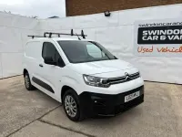 Used Citroën Berlingo 100 HP (73 kW) 2021 White MPV