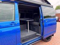 Usado VW Transporter Highline 110 HP (80 kW) 2023 Azul Van