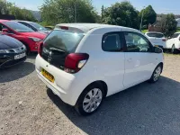 Used Peugeot 108 Active 68 HP (50 kW) 2014 White Hatchback
