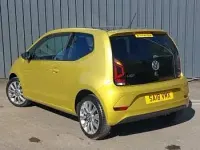 Usado VW up! move up! 60 HP (44 kW) 2018 Amarelo Citadino