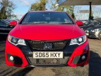 Used Honda Civic Sport 142 HP (104 kW) 2015 Red Hatchback