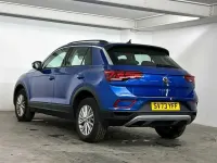 Używany VW T-Roc Life 150 KM (110 kW) 2023 Niebieski SUV