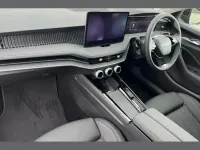 Neu Skoda Superb SE L 150 PS (110 kW) 2026 Schwarz Kombi