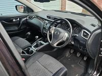 Used Nissan Qashqai Acenta 115 HP (84 kW) 2016 Black SUV