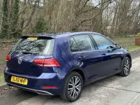 Second-hand VW Golf VII SE 150 CP (110 kW) 2018 Albastru Hatchback